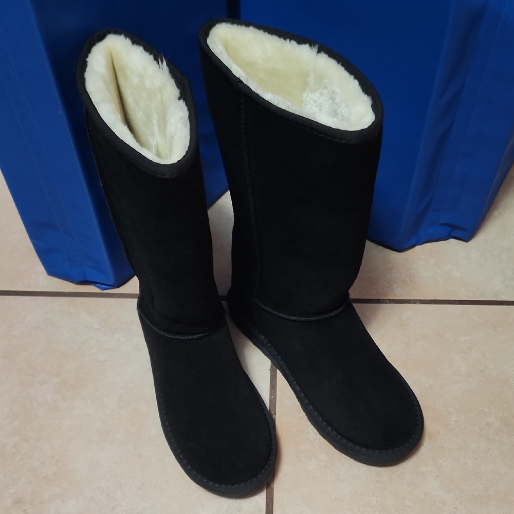 Cozy Black Shearling-Lined Winter Boots